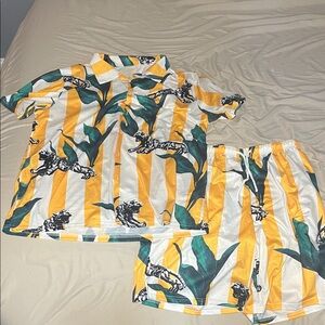 SHEIN Yellow and Green Casual Button Down Shirt